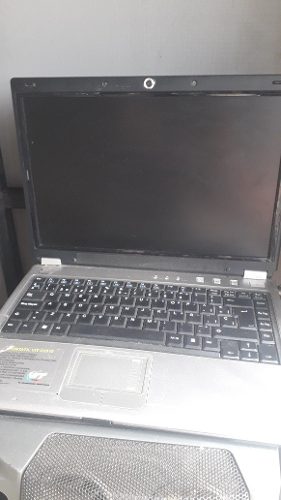Laptop D