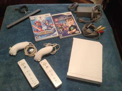 Vendo Nintendo Wii Con 2 Controles Y Juegos Originales