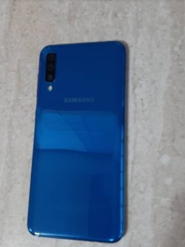 Celular Samsung A50 4 Gb De Ram 64 Memoria Interna Azul