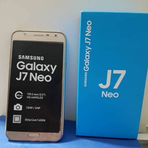 Samsung Galaxy J7 Neo Dorado