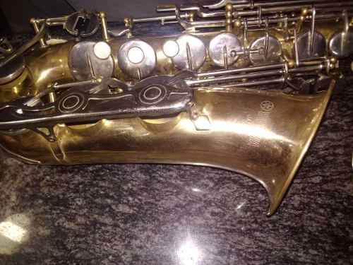 Saxofón Yamaha Alto Yass 23