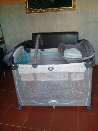 Corral Cuna Unisex. Graco