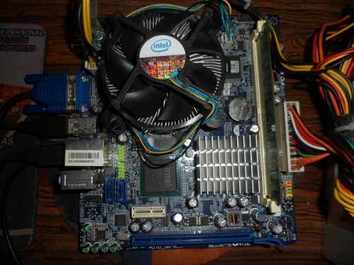 Tarjeta Madre Foxconn Mini Chip Intel 775 Ddr2 G41s (combo)