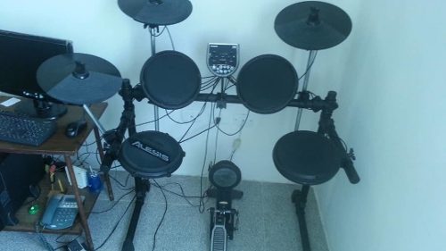 Bateria Electrica Alesis Como Nueva