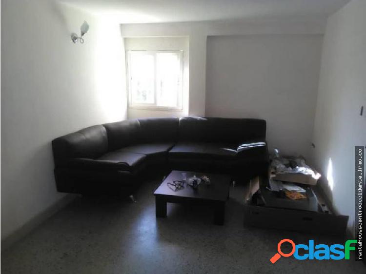 Apartamento en Venta BarqBararida 20-4878 AL