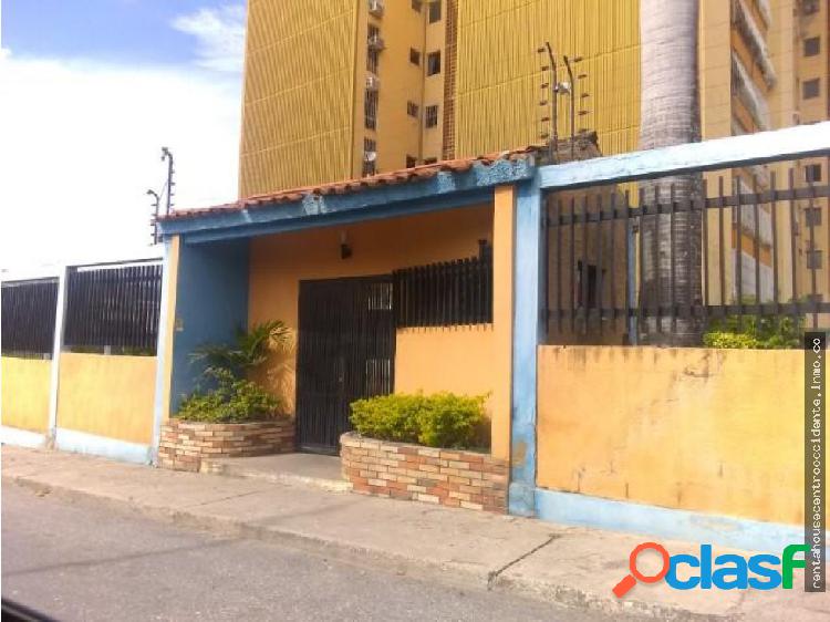 Apartamento en Venta Cabudare, AL 20-2561