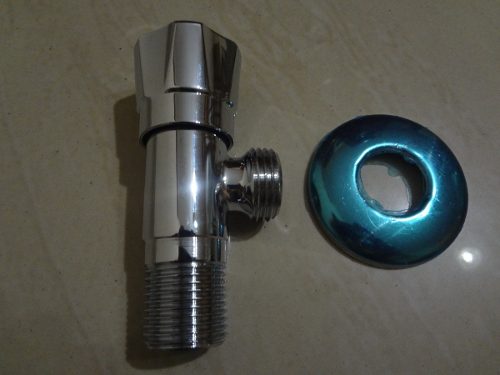 Llave De Arresto 1/2 X 1/2 Marca Jommo X 2 Pzas