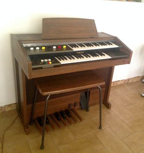 Organo Yamaha Electone Bk-2 En Puerto Ordaz