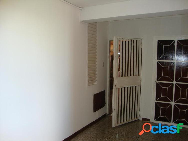 Se vende Apartamento Del Este RAH: 20-2017