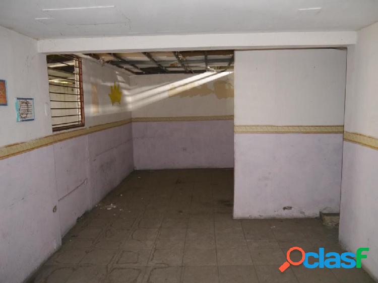 Se vende Galpon Industrial Centro RAH: 20-4080