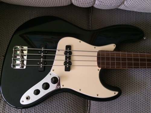 Bajo Eléctrico Fender Jazz Bass México Fretless