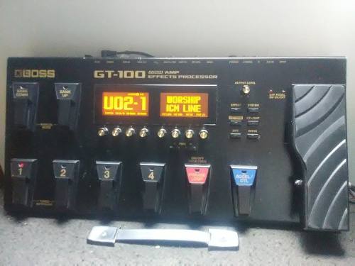 Boss Gt100 Pedalera Multiefectos (400 Vds)