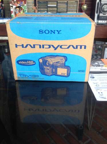 Camara De Video Sony Handycam Hi 8, Trv 138, Casi Nueva