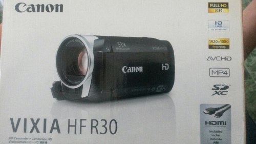 Filmadora Canon. Mod. Vixia Hf R30