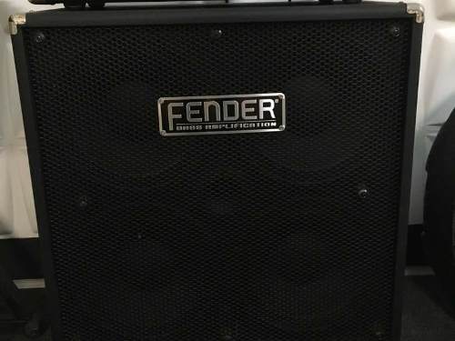 Gabinete Fender Rumble 4x10