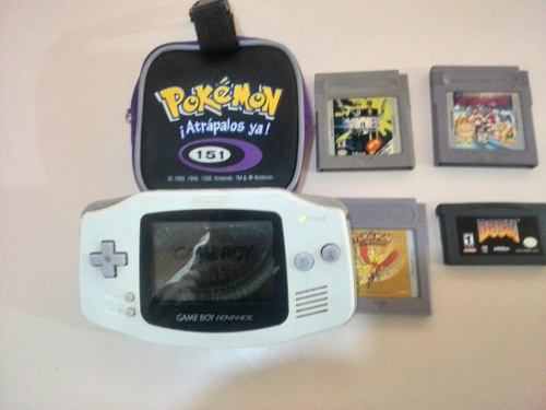Game Boy Advance Y Cuatro Juegos