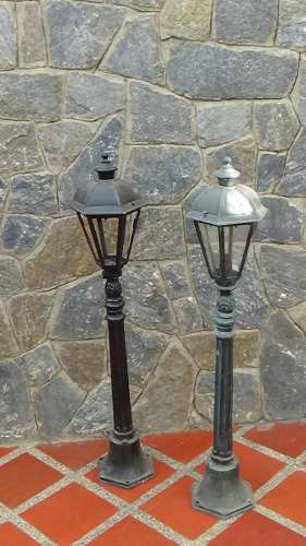 Farol Con Pedestal / Poste / Iluminación/decoración/