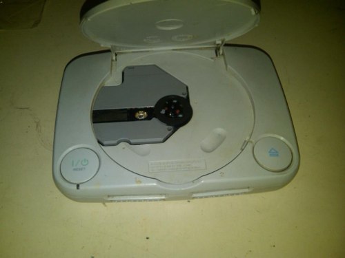 Play Station One Chipiado En Buen Estado Con Juegos