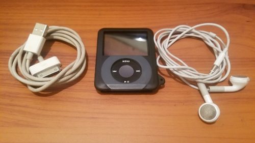 iPod Nano Tercera Generacion 8gb Negro Con Forro 30d
