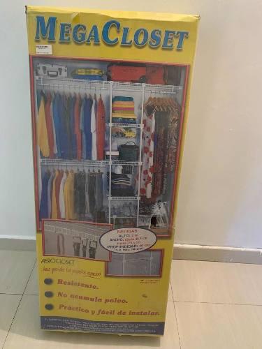 Aerocloset Megacloset 100usd