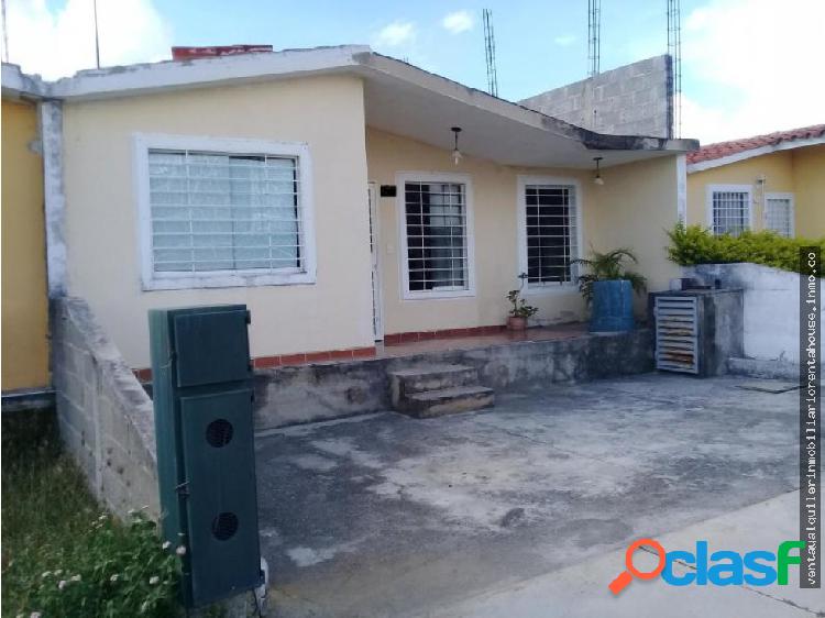 Casa Venta Barquisimeto Lara 20-1625 J&M1;