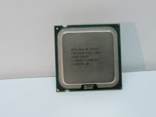 Procesador Intel E- Pentium Dual Core 1.60 Ghz.