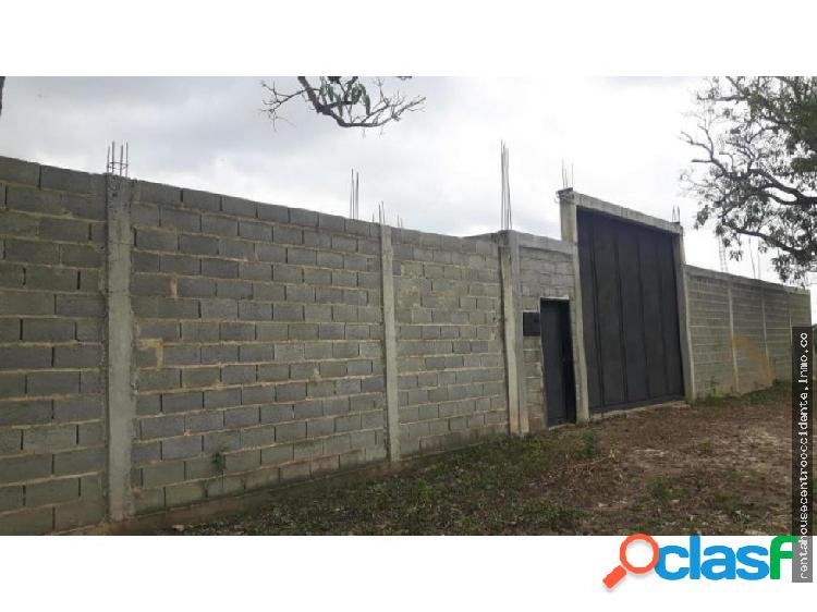 Terreno en Venta Cabudare Lara RAHCO