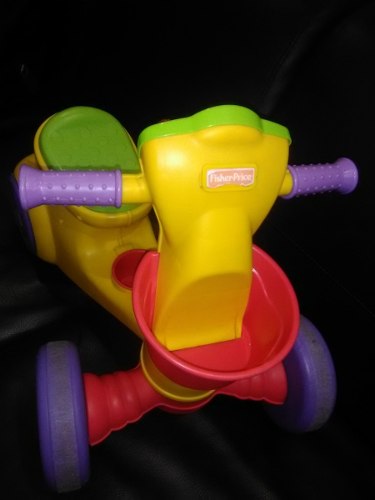 Triciclo Fisher Price Remato