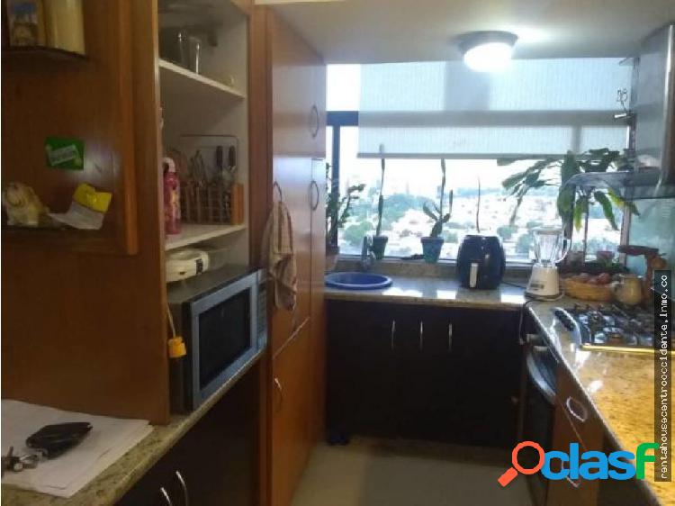 Apartamento en Venta Barquisimeto, AL 20-4605