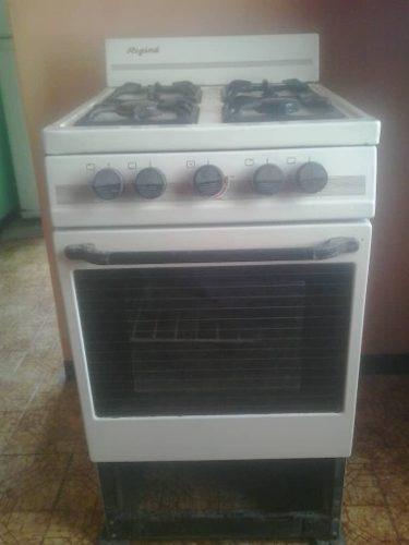 Cocina Marca Regina Usada, Solo Cambiar Quemador (35verdes)