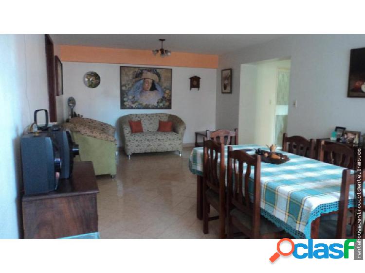 Apartamento en Venta Barquisimeto, AL 20-2042