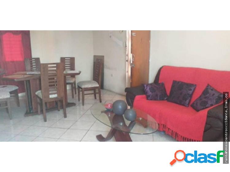 Apartamento en Venta Barquisimeto, AL 20-651