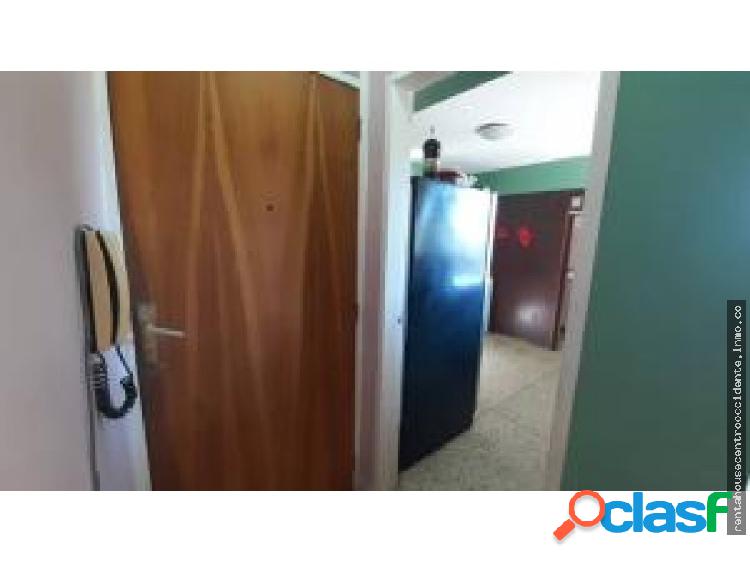 Apartamento en Venta Cabudare Centro, AL 20-6167