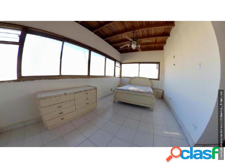 Apartamento en Venta El Este 20-3059 AL