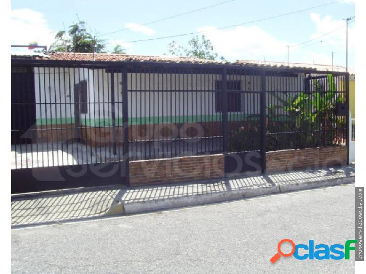 Casa, conjunto cerrado en Cabudare