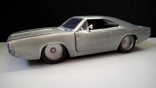 Dodge Charger Rt Industrial Modelo  Escala 1/24