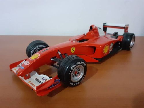 Ferrari F Hotwheels 1/18
