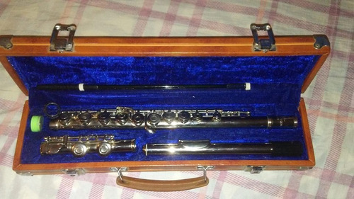 Flauta Transversal En Su Estuche Baño De Plata 70 Lechuga