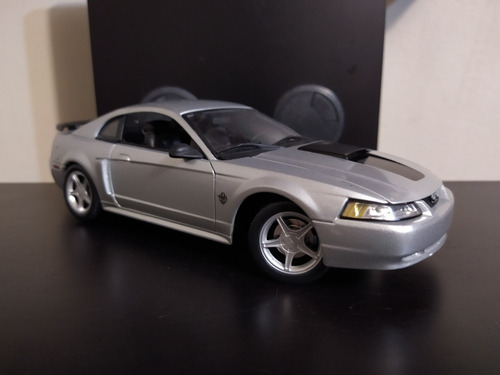 Ford Mustang 35 Aniversario 1/18 Maisto Leer Descripcion