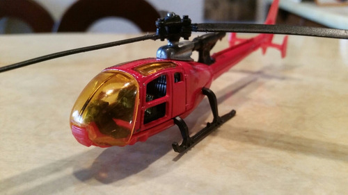 Helicóptero Gazelle Majorette 1:70