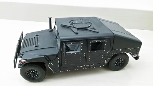 Hummer /humvee Motormax 1/18