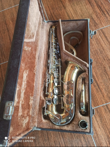 Saxofón Alto Yamaha Yas-23