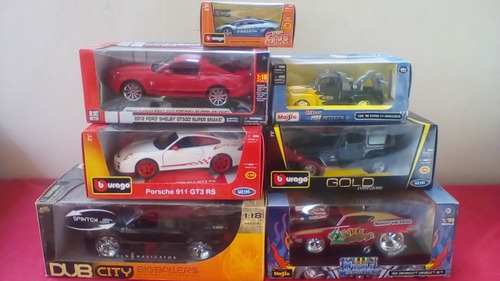 Variedad De Carros A Escala, 