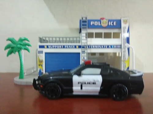 Vehiculo Transformer De Policia