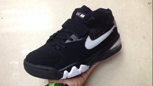 Air Force Max ()