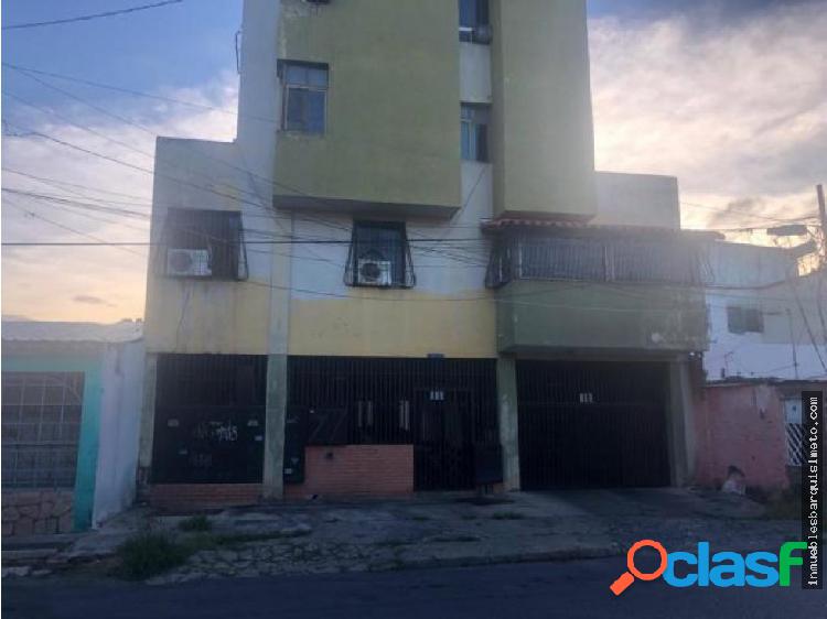 Apartamento Venta centro Barquisimeto 20-3161 As