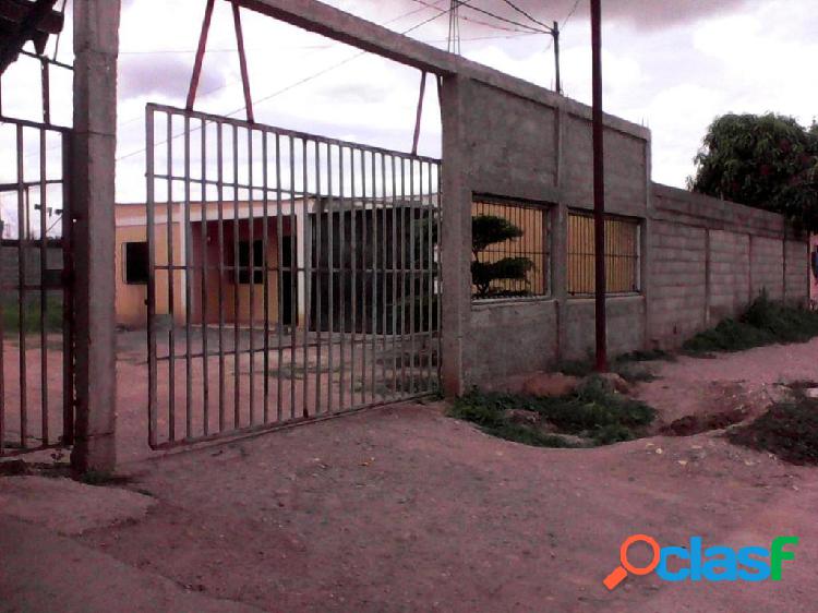 RAH: 20-2318. Casa en venta en Barquisimeto