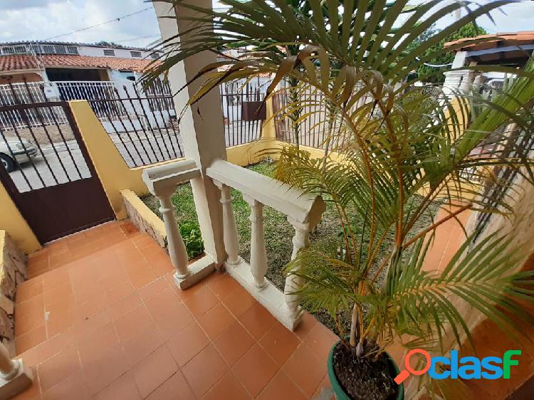 RAH: 20-2706. Casa en venta en Valle Hondo