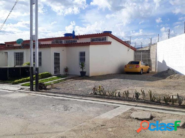 RAH: 20-2863. Casa en venta en La Morenera