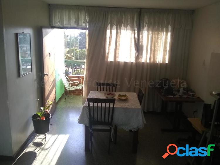 RAH: 20-7563. Apartamento en venta en Barquisimeto